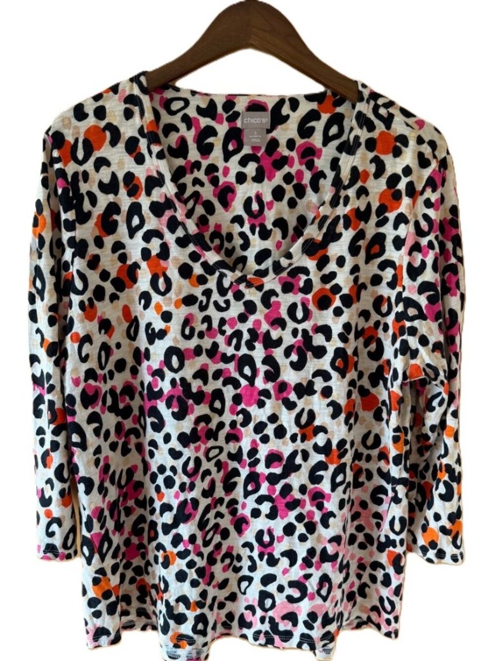 Chicos Leopard Animal Print Knit V-Neck Cotton Blend Top, Chicos Size 3 (US XL)